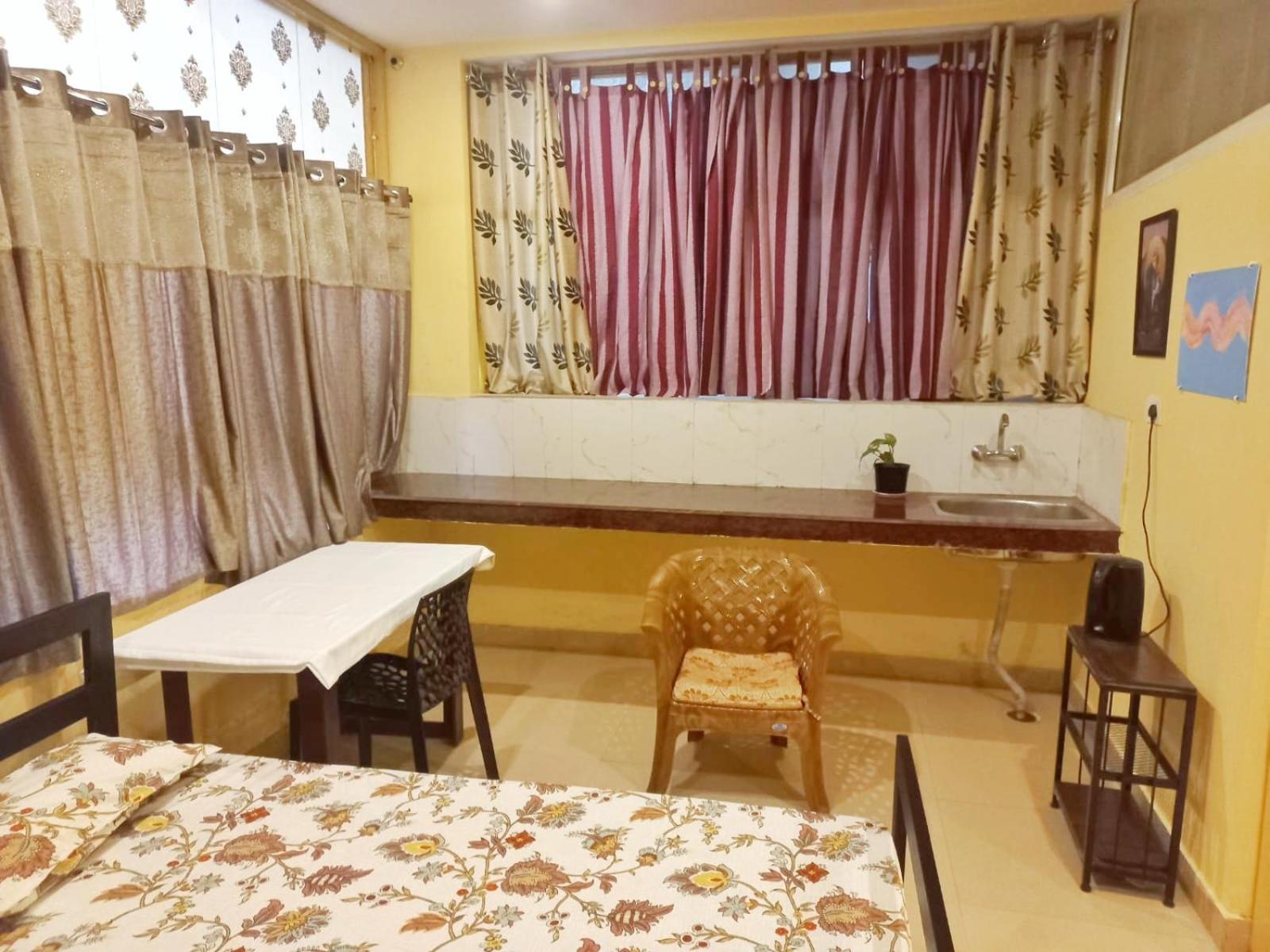Devi Music Ashram Bed and Breakfast Rishīkesh Esterno foto