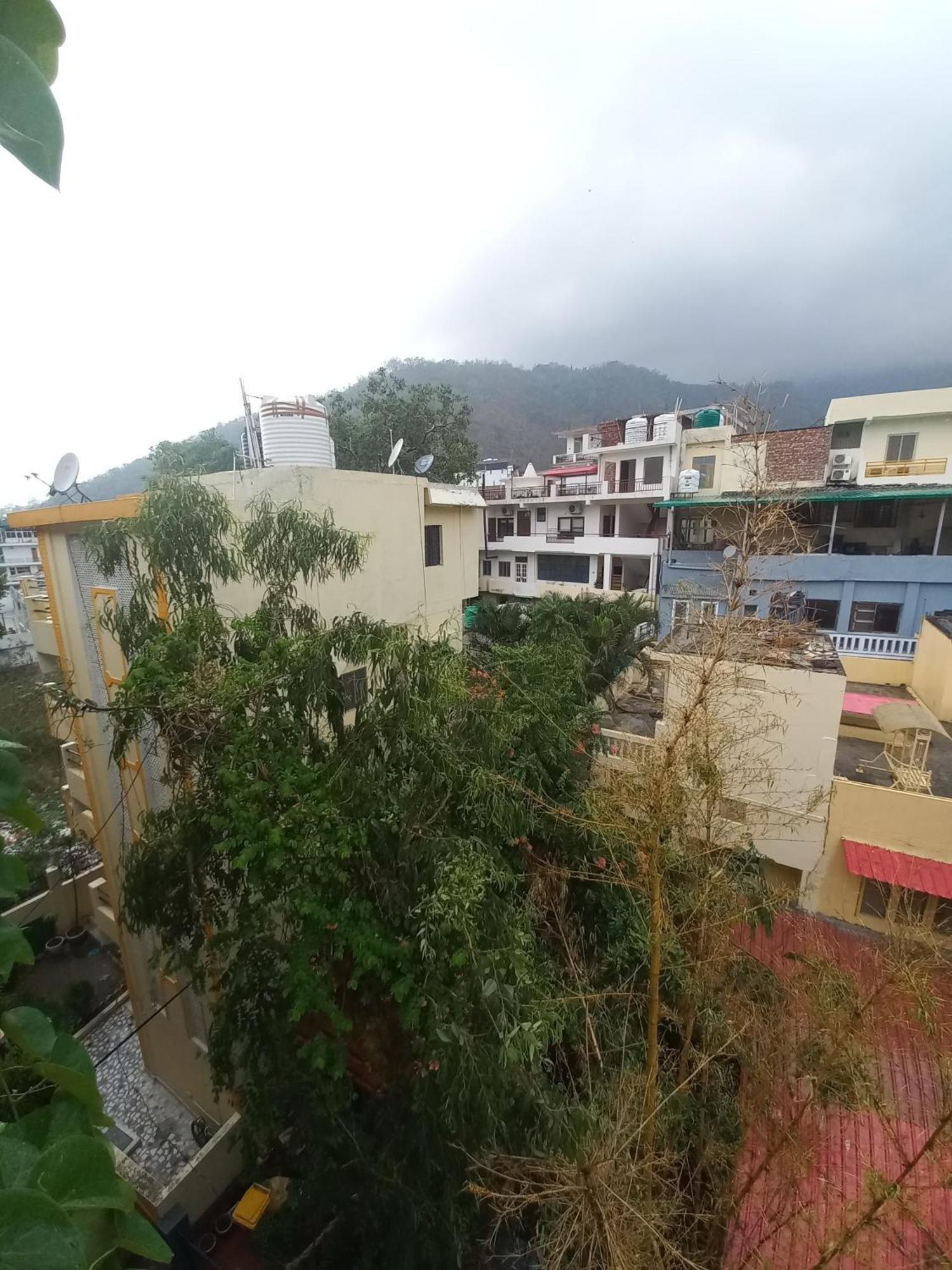 Devi Music Ashram Bed and Breakfast Rishīkesh Esterno foto